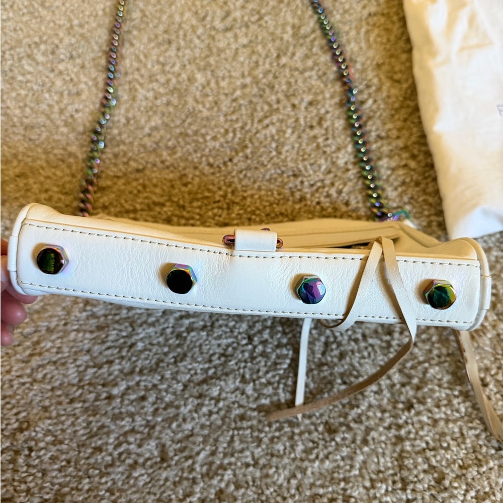 Iridescent White Mini Mac Rebecca Minkoff - Picture 7 of 11